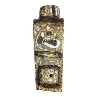 Scandinavian stoneware vase decorated with birds and flowers – Nils Thorsson for Royal