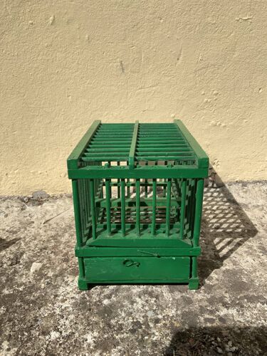 Cage à oiseaux ancienne en bois vert déco vintage