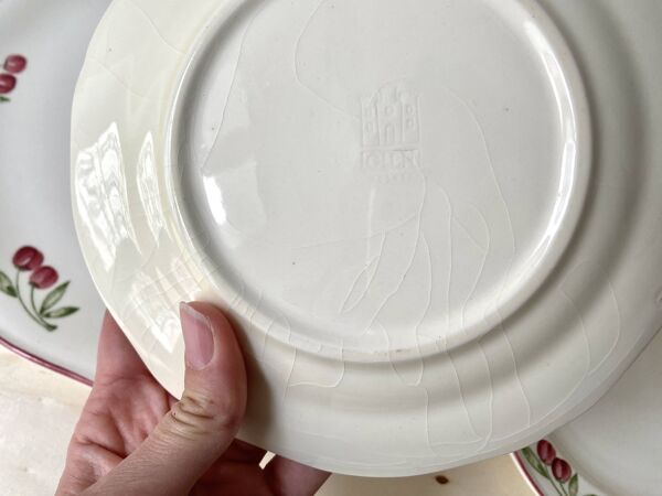 Service à dessert ''cerises'' par Gien vintage, plat à tarte + 10 assiettes à dessert, céramique faïen