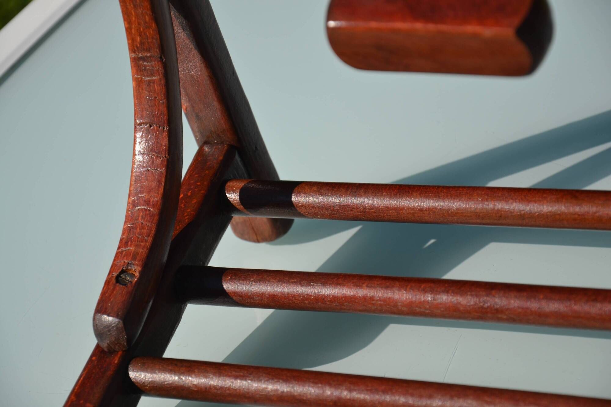 Wall-mounted coat rack "bistro"