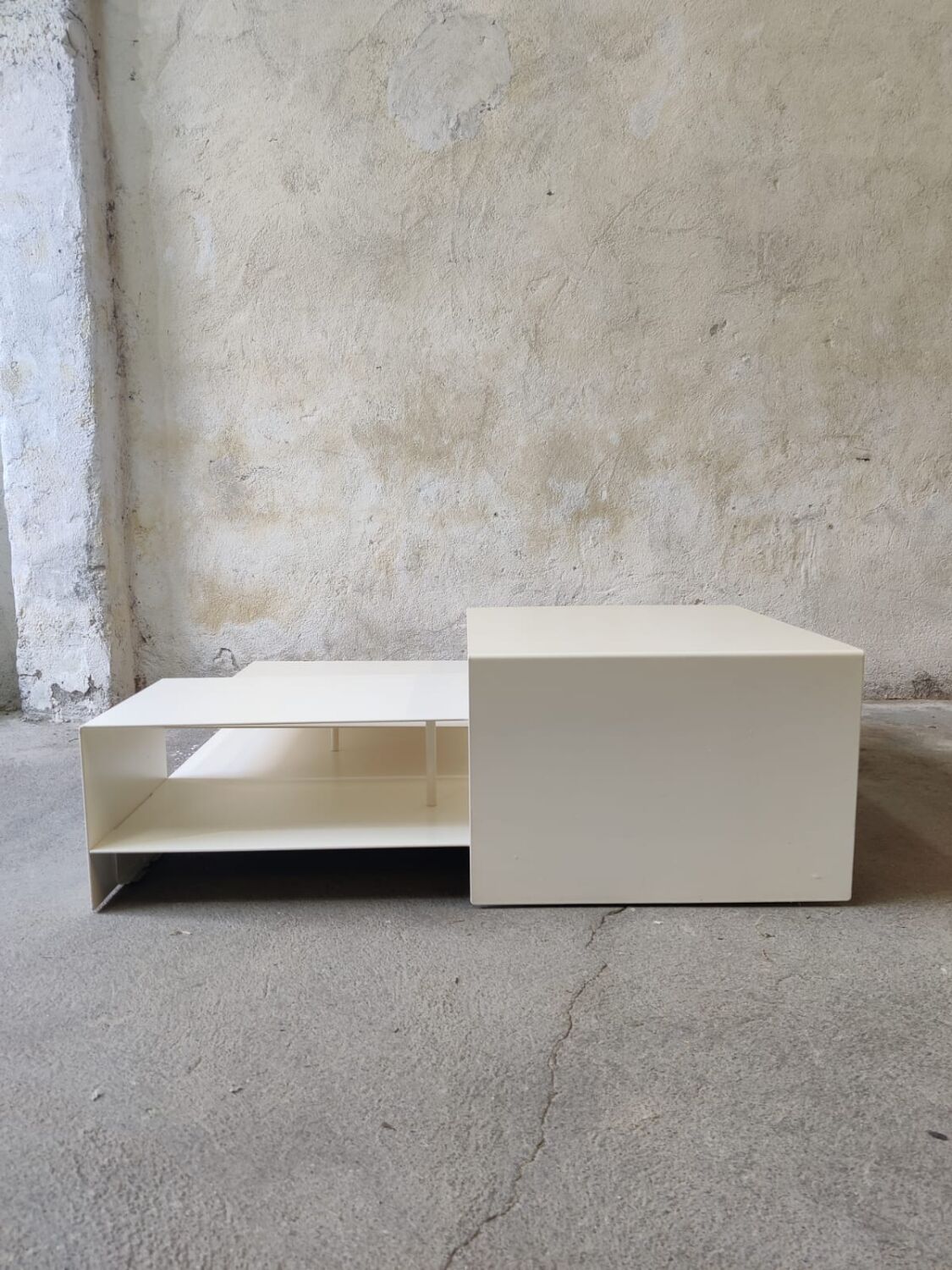 B2 coffee table for Living Divani