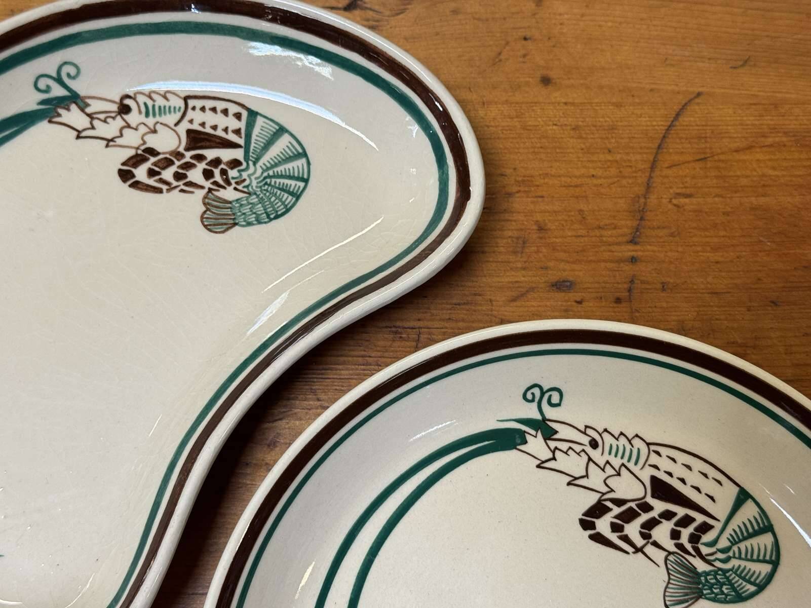 Service à langoustes en faience de Quimper des années 1930
