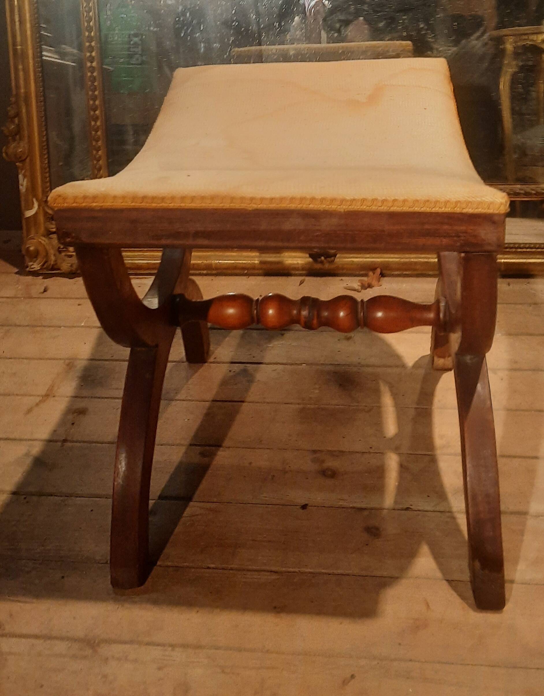 Stool X from the nineteenth century