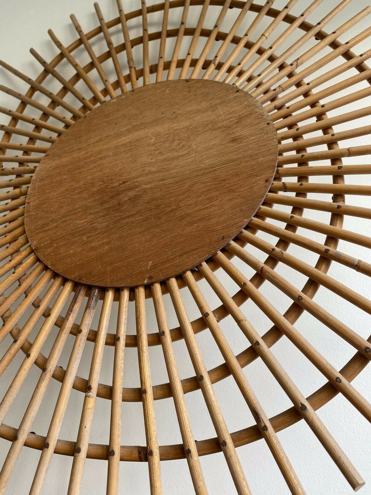 Miroir soleil en rotin 1970 design francais 65x84cm