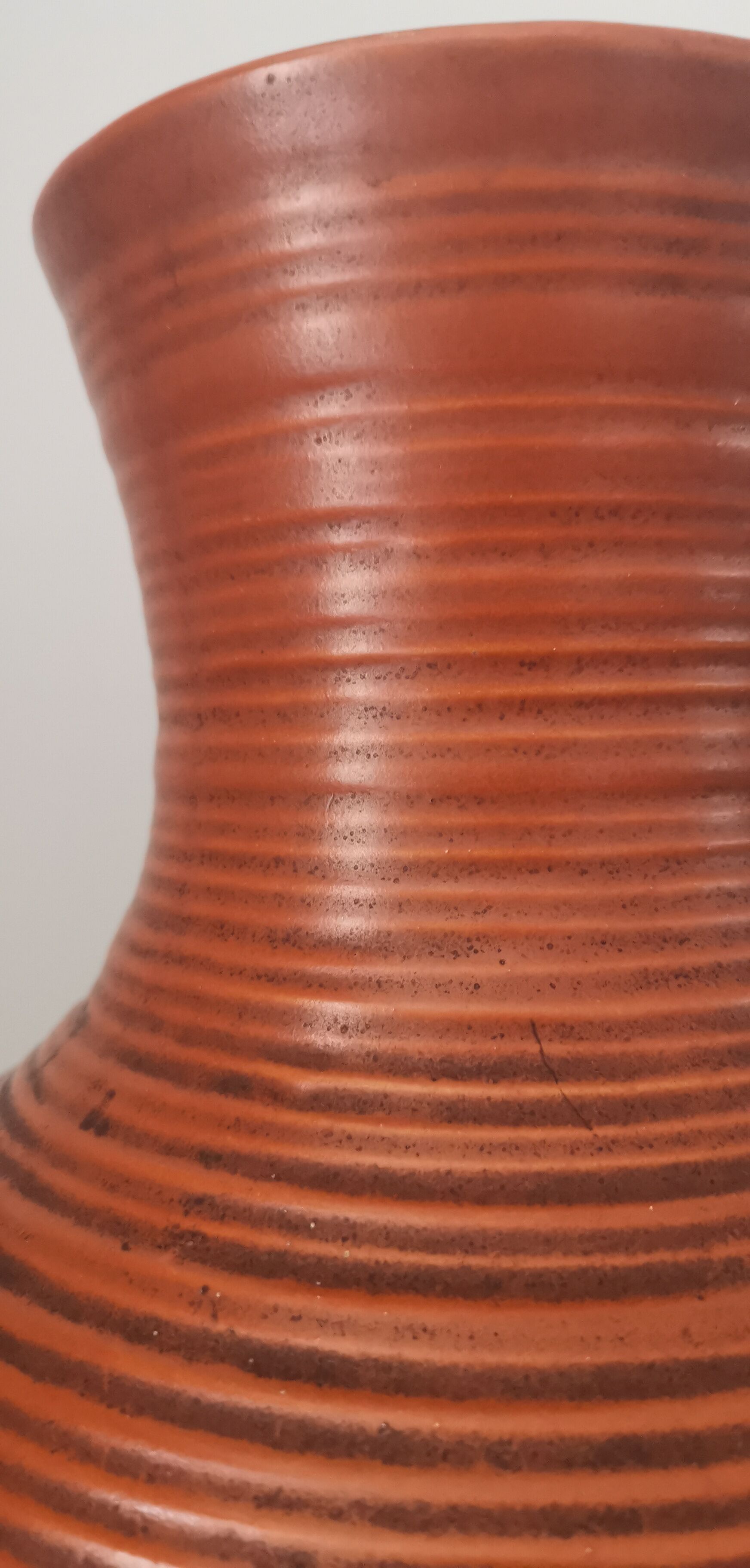 Vase art déco en céramique terra cotta signée, made in France 30s