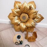 Golden flower ceiling