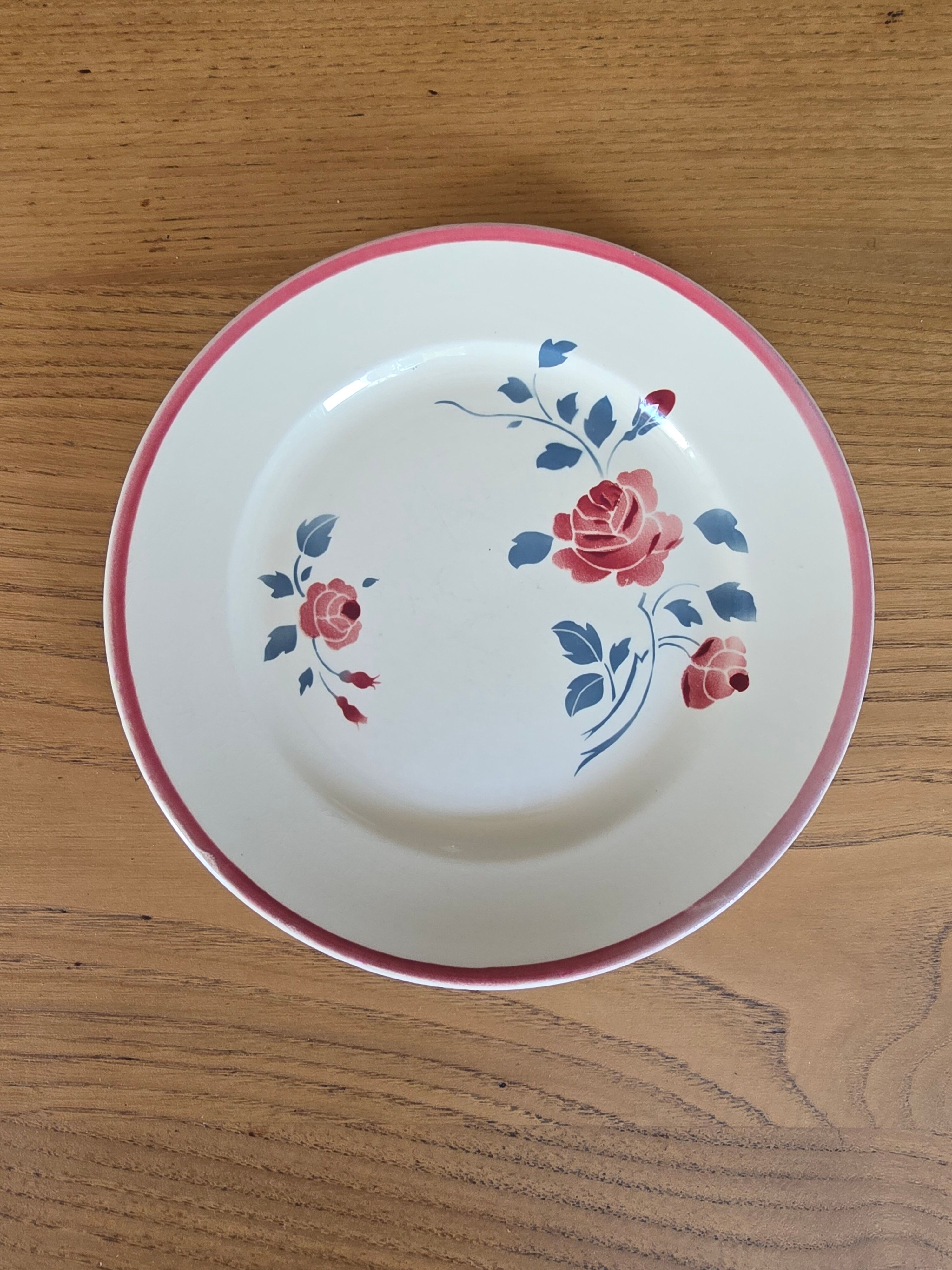 Lot 4 assiettes vintage faïence années 60