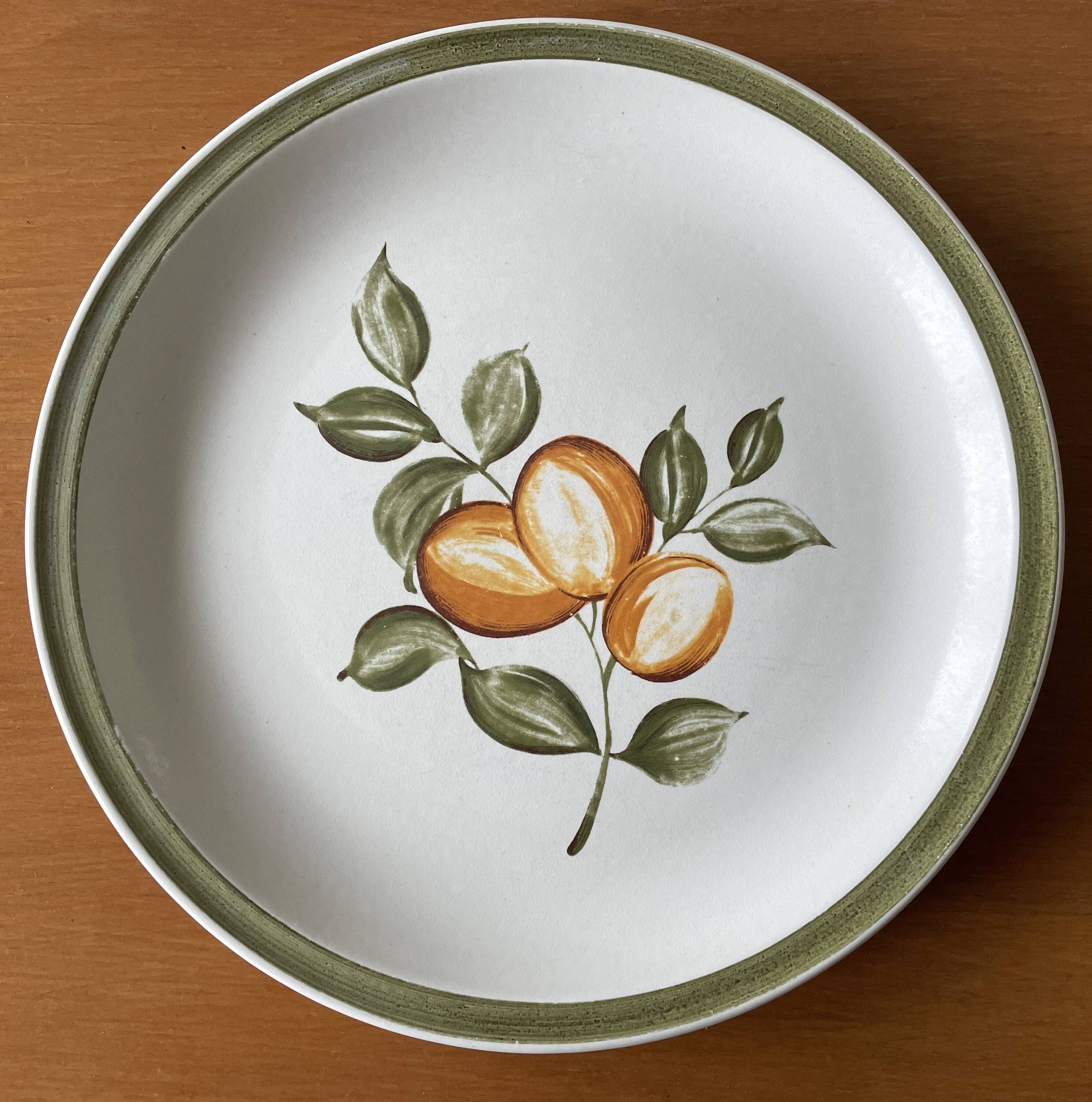 5 old Gien earthenware flat plates