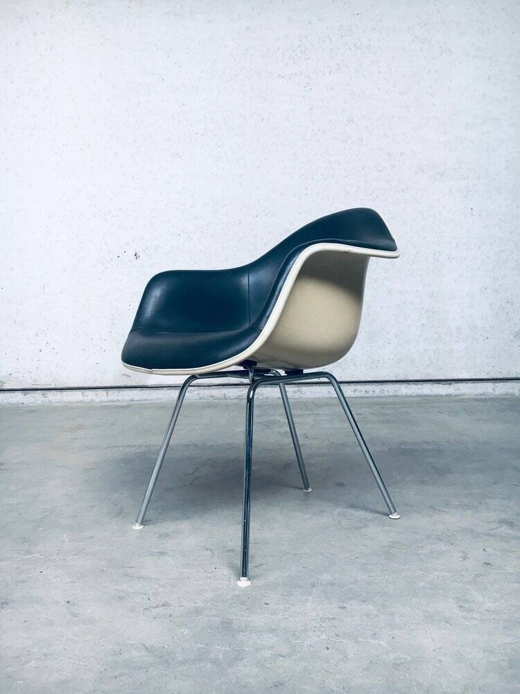 Mid-Century Black Leather Dax Armchair by Charles & Ray Eames for Herman Miller, 1960s