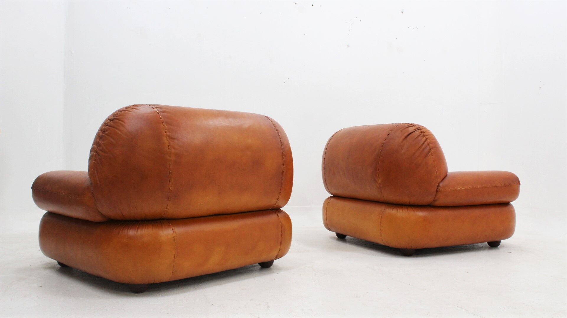 Sapporo cognac leather armchairs by Girgi 1970s