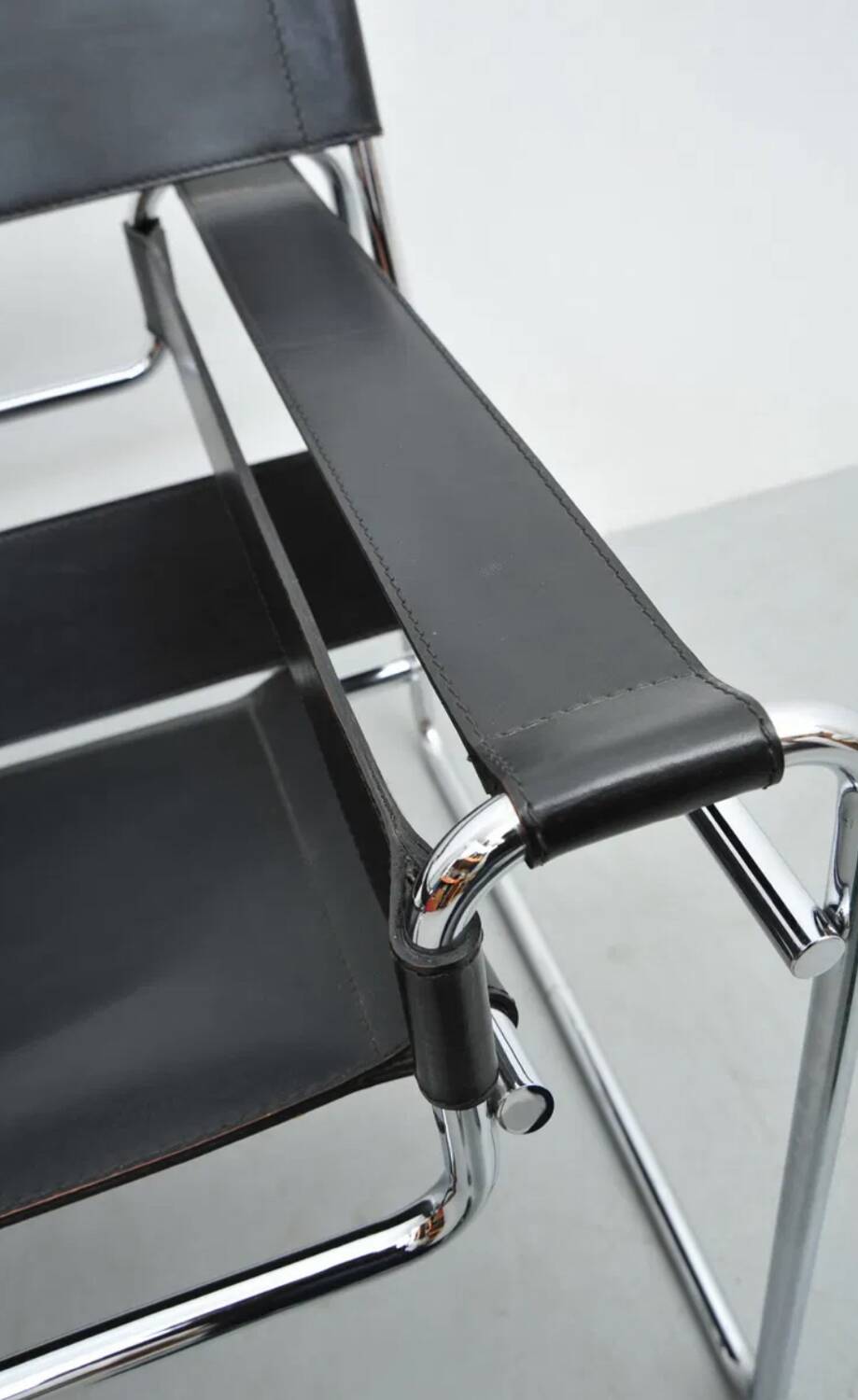 Wassily armchair Marcel Breuer