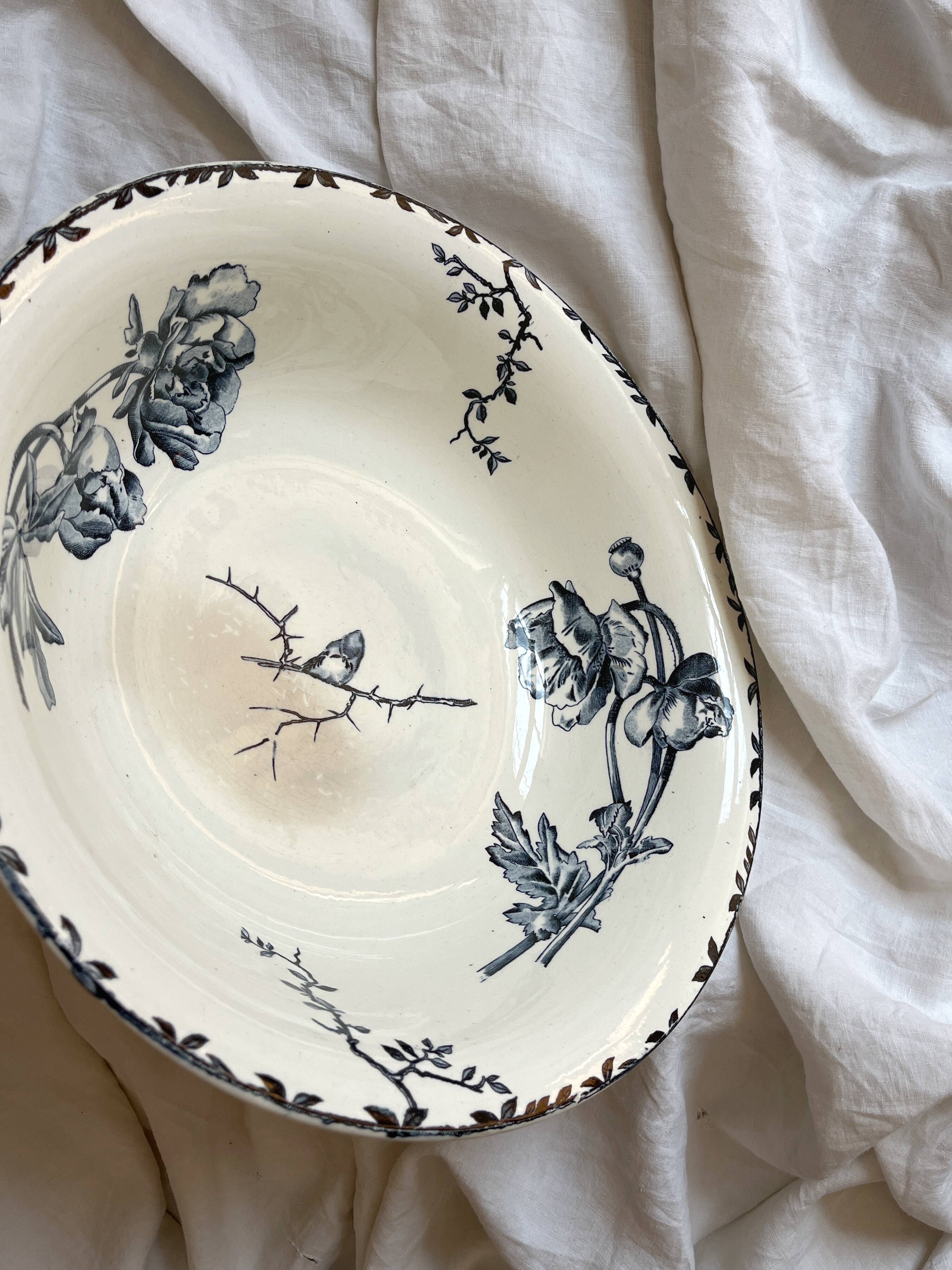 Vasque saladier en terre de fer fleurs oiseau "Oxford" Choisy le Roi