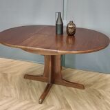 Mid-century extendable dining table