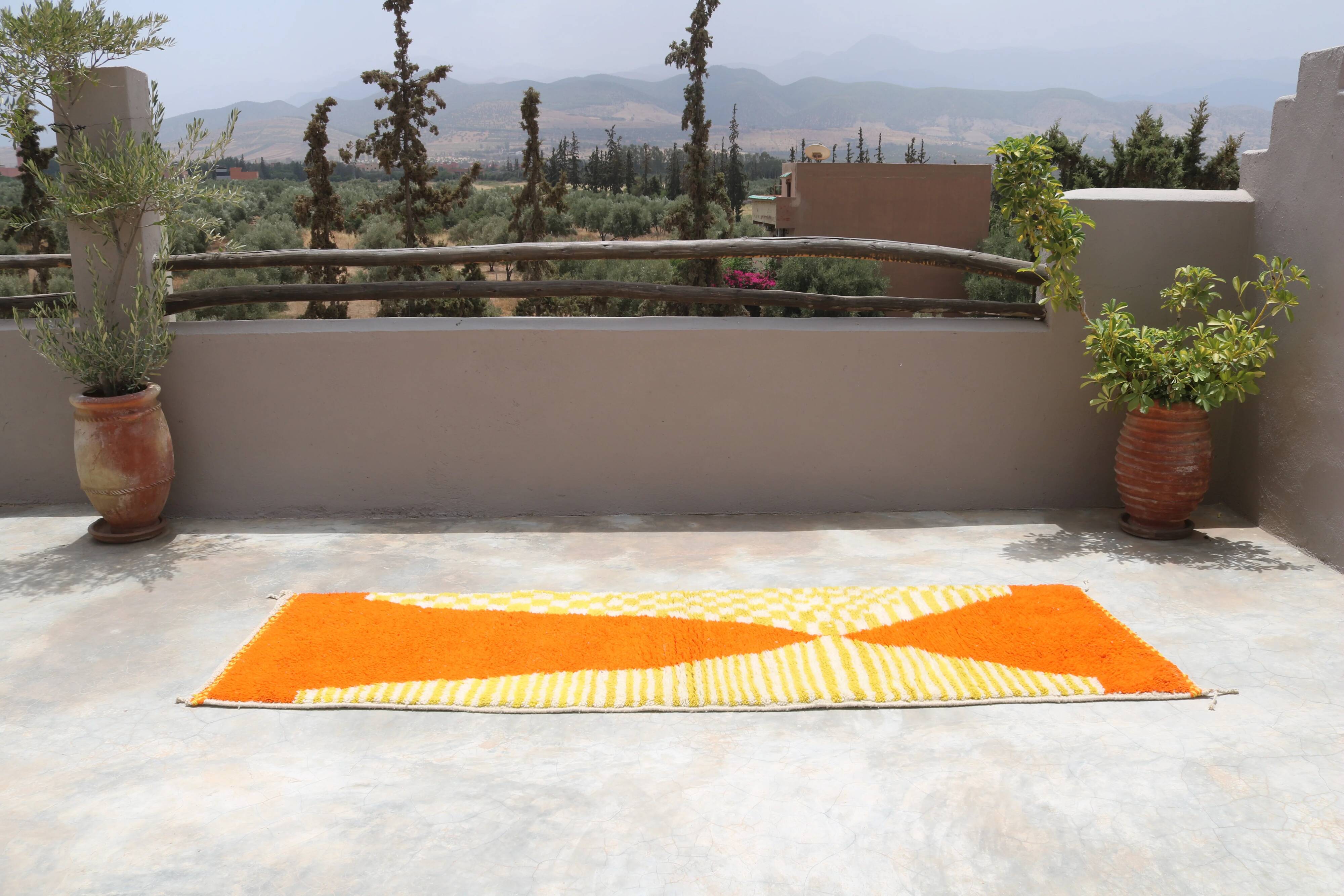 Handwoven coloured wool rug, 300 x 95 cm - R310