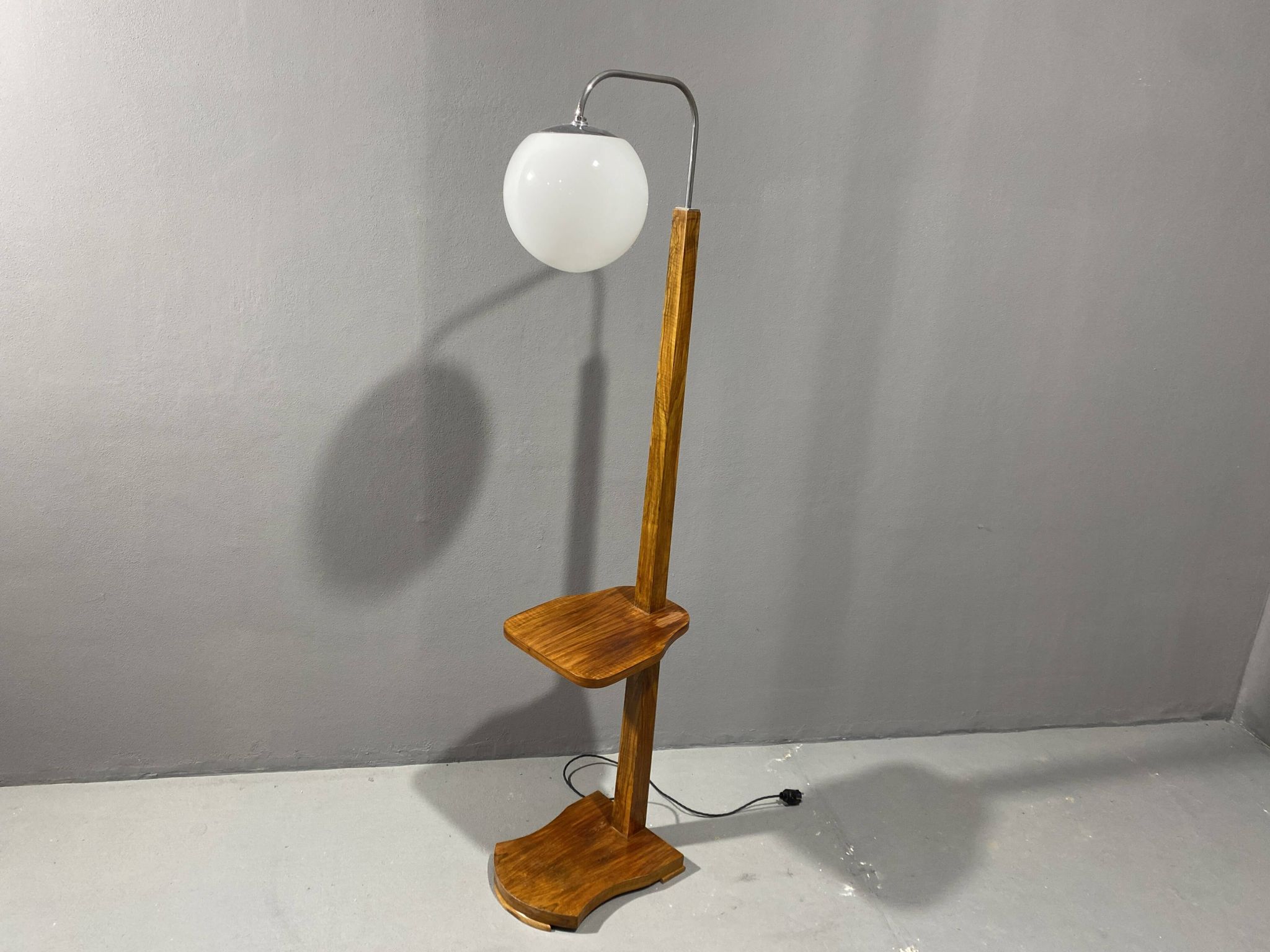 Lampe de sol art déco, années 1930, Tchécoslovaquie