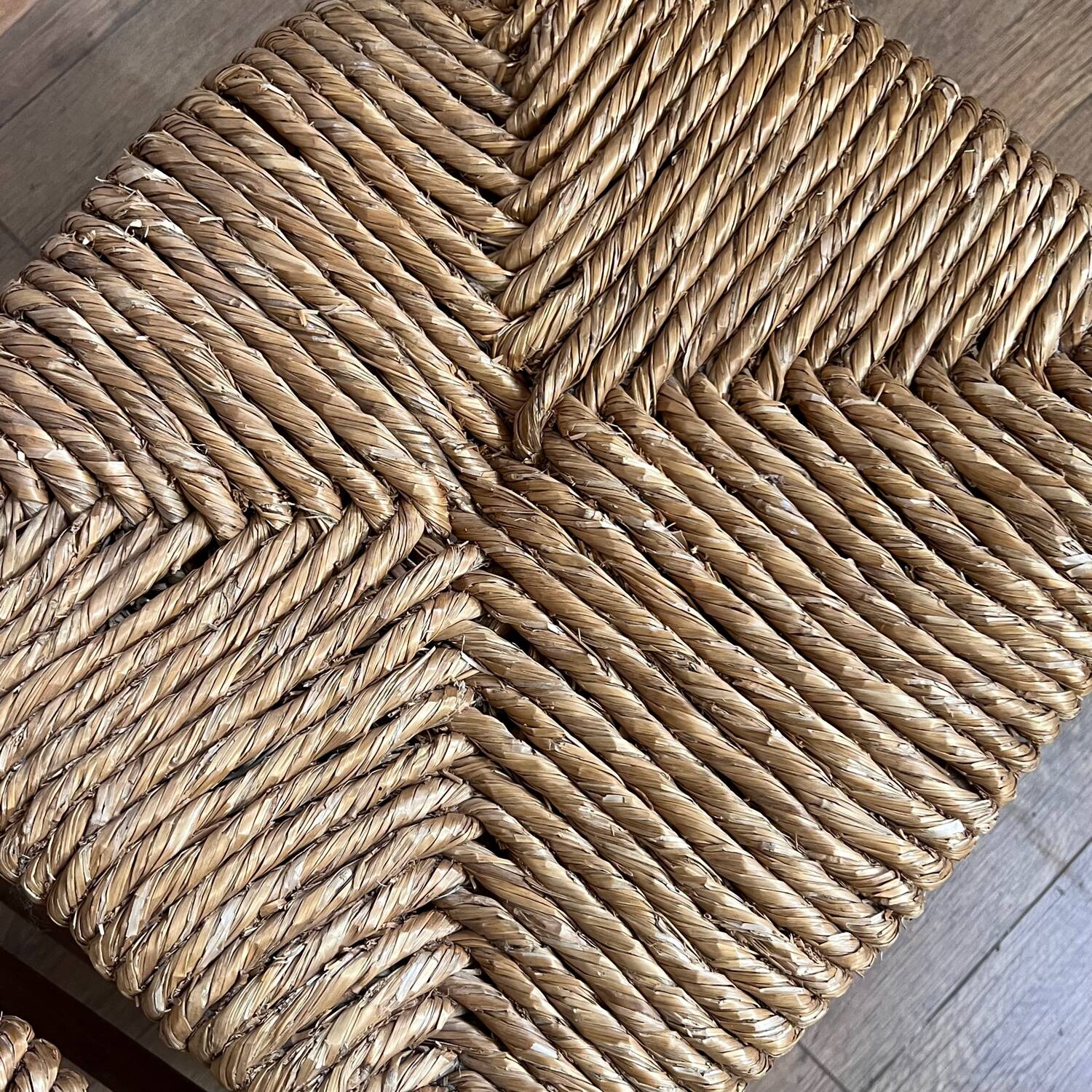 4 Folk Art chairs in wood and straw