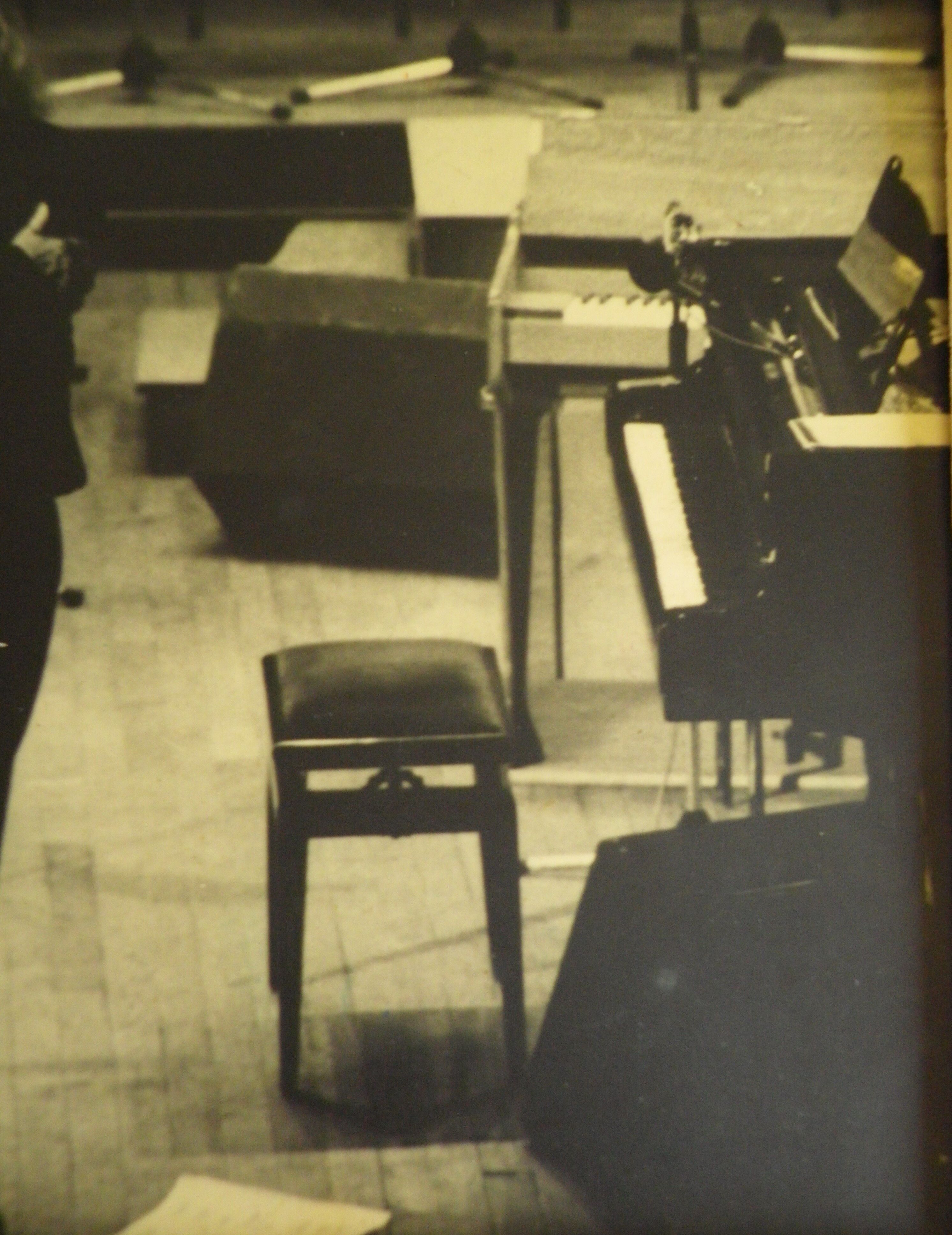 Photograph of Léo Férré