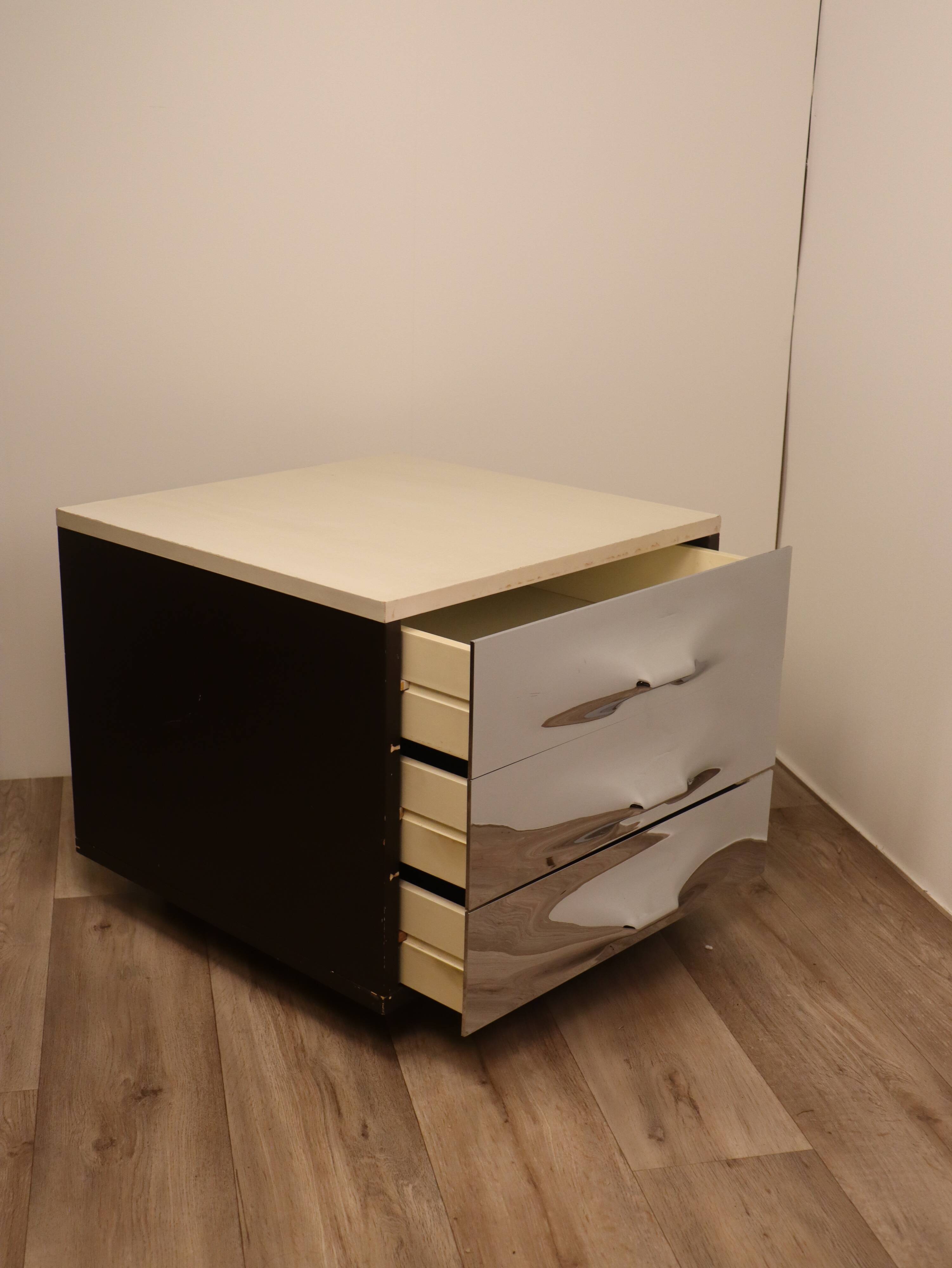 Raymond Loewy's vintage bedside table for Doubinsky Frères, 1970