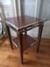 Petite table d'appoint/desserte carrée, de style Art déco