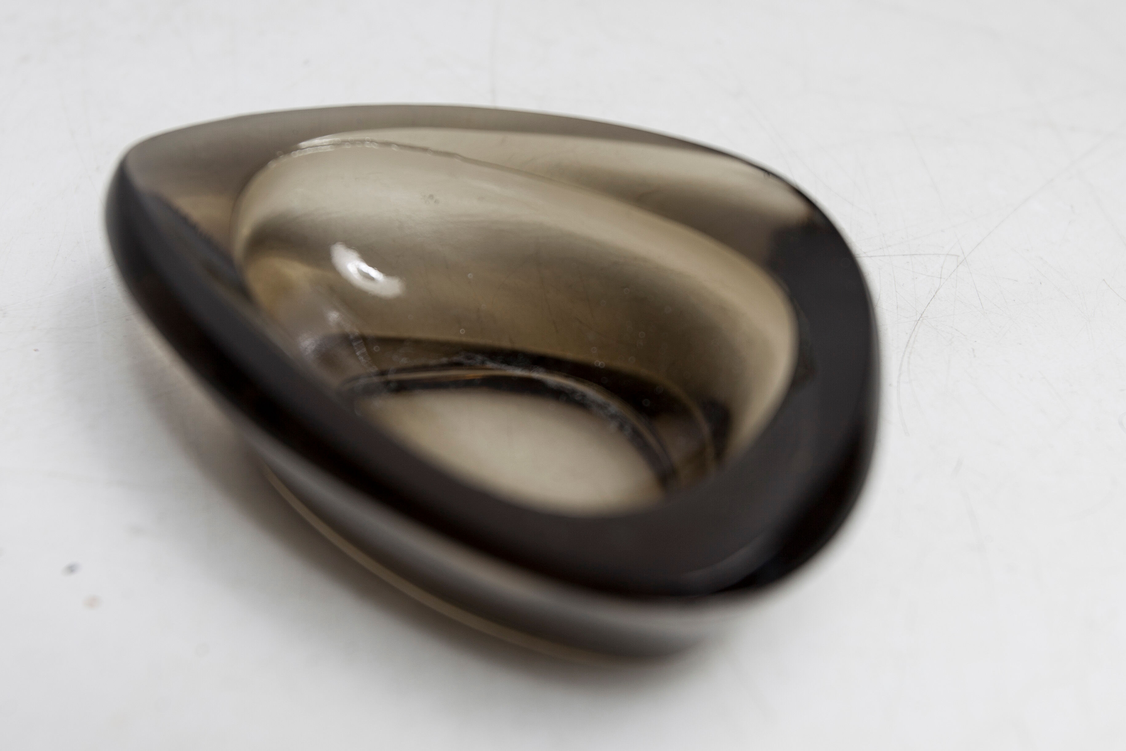 Asymmetrical ashtray Murano smoked 1960