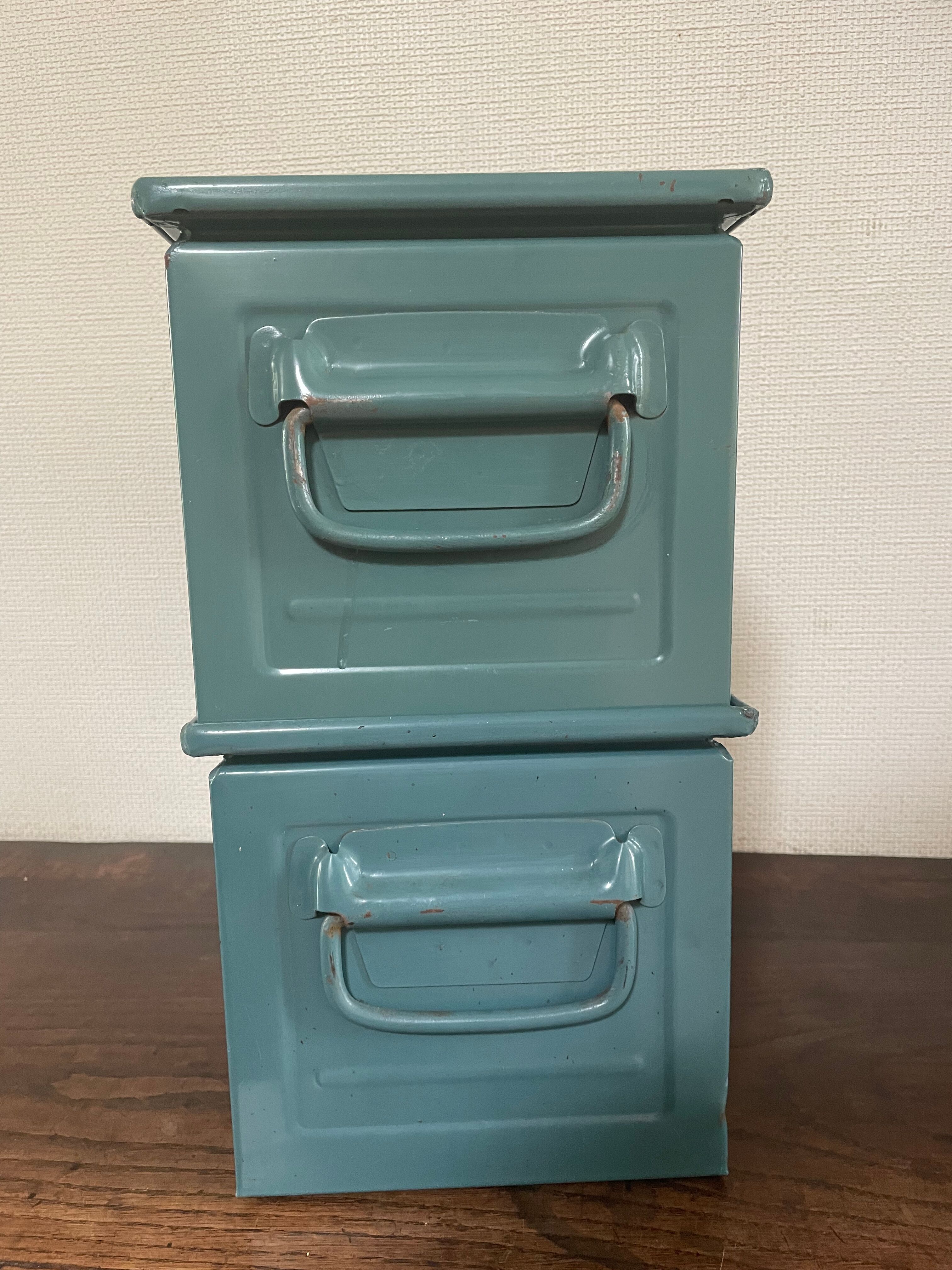 Schäfer metal claw lockers