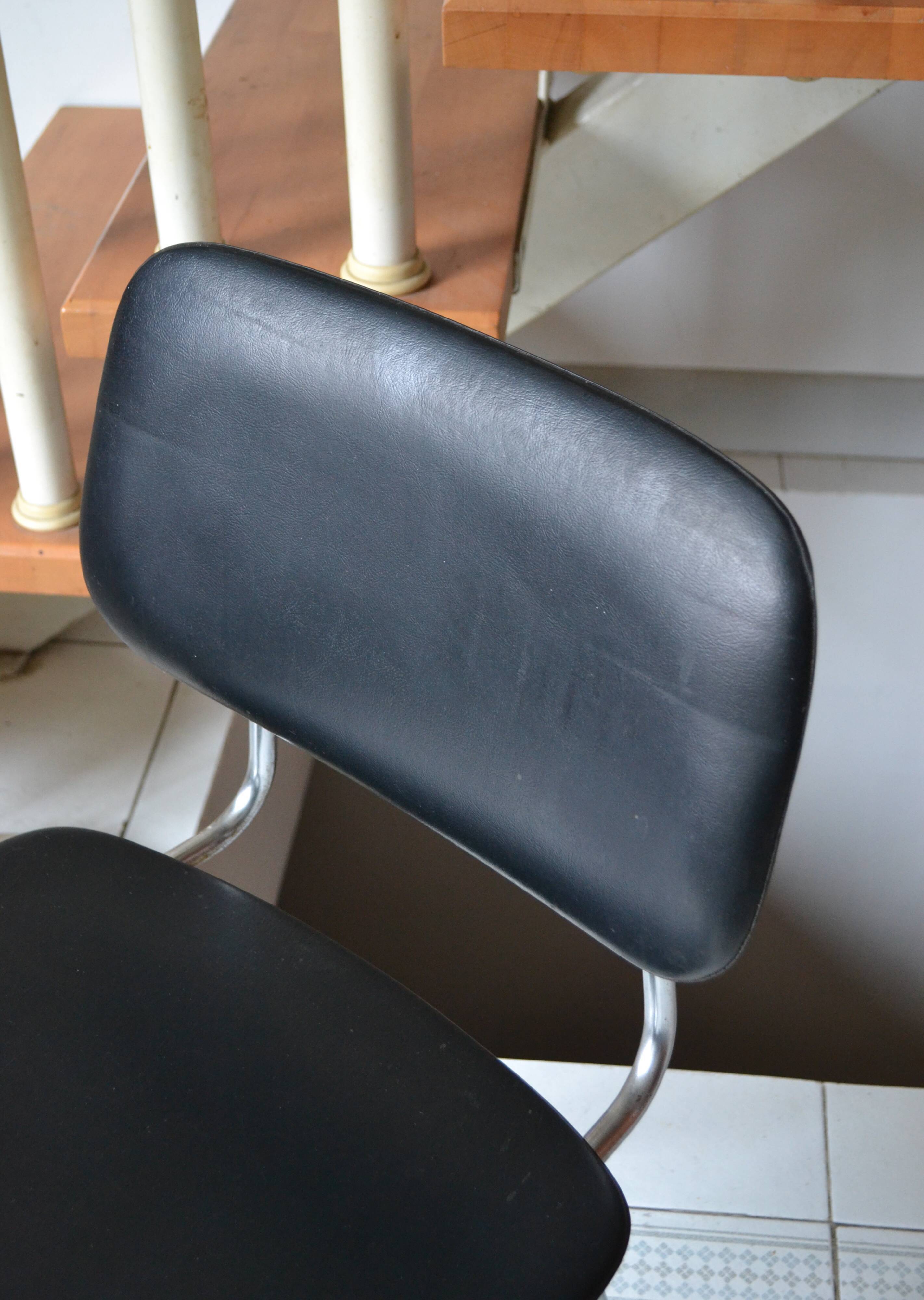 Carolina chair by Airborne vintage 60s