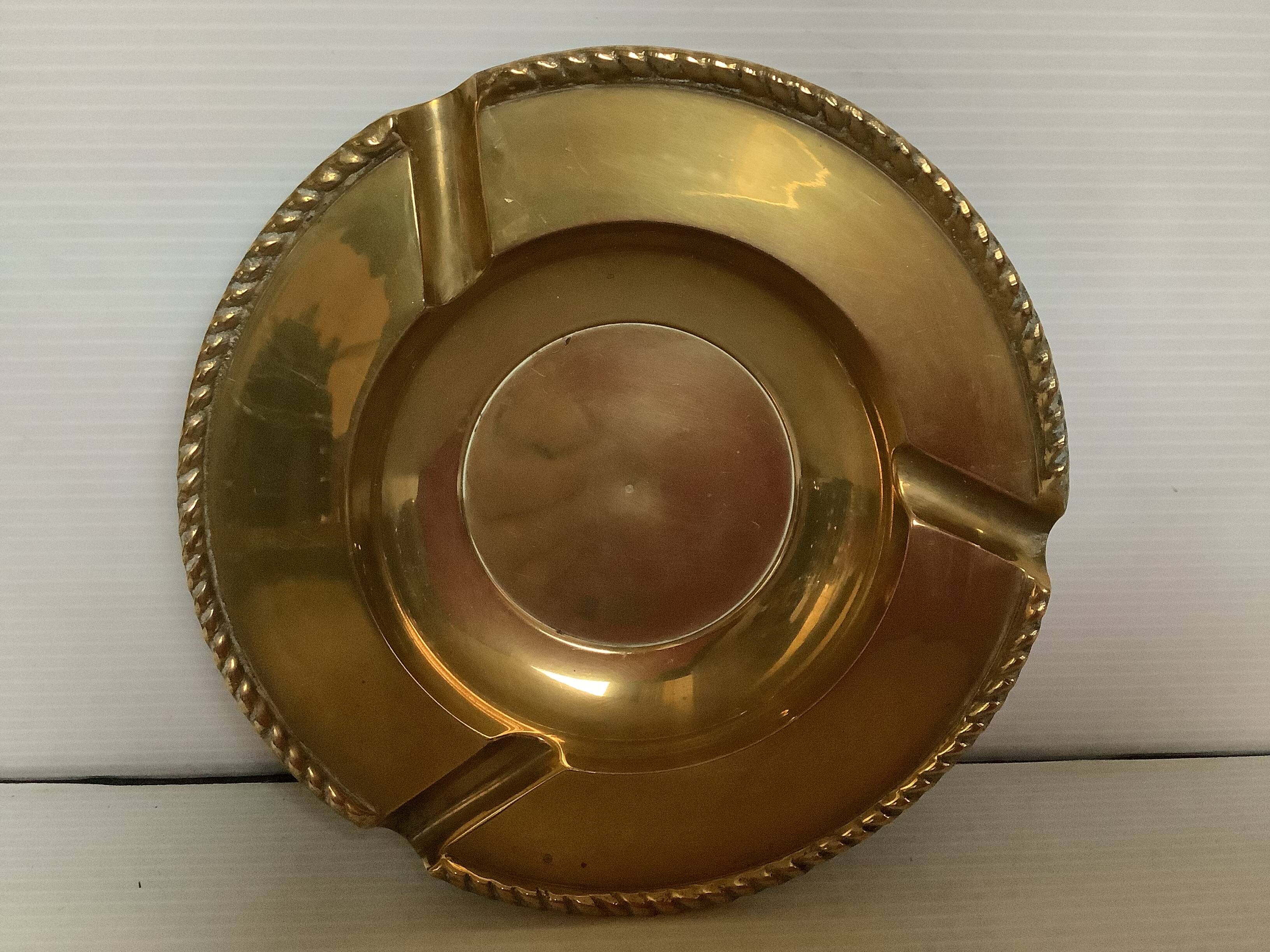 Brass ashtray/trinket tray