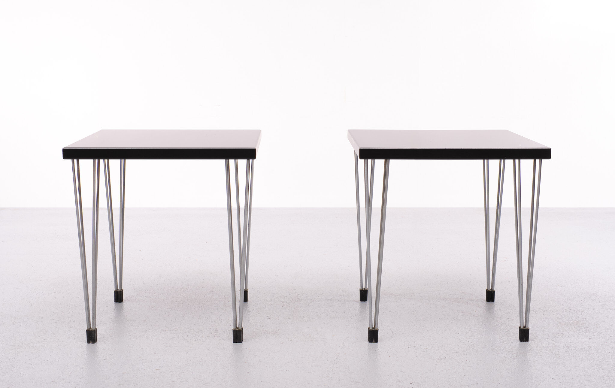 Two Scandinavian hairpin legs side tables 1970s