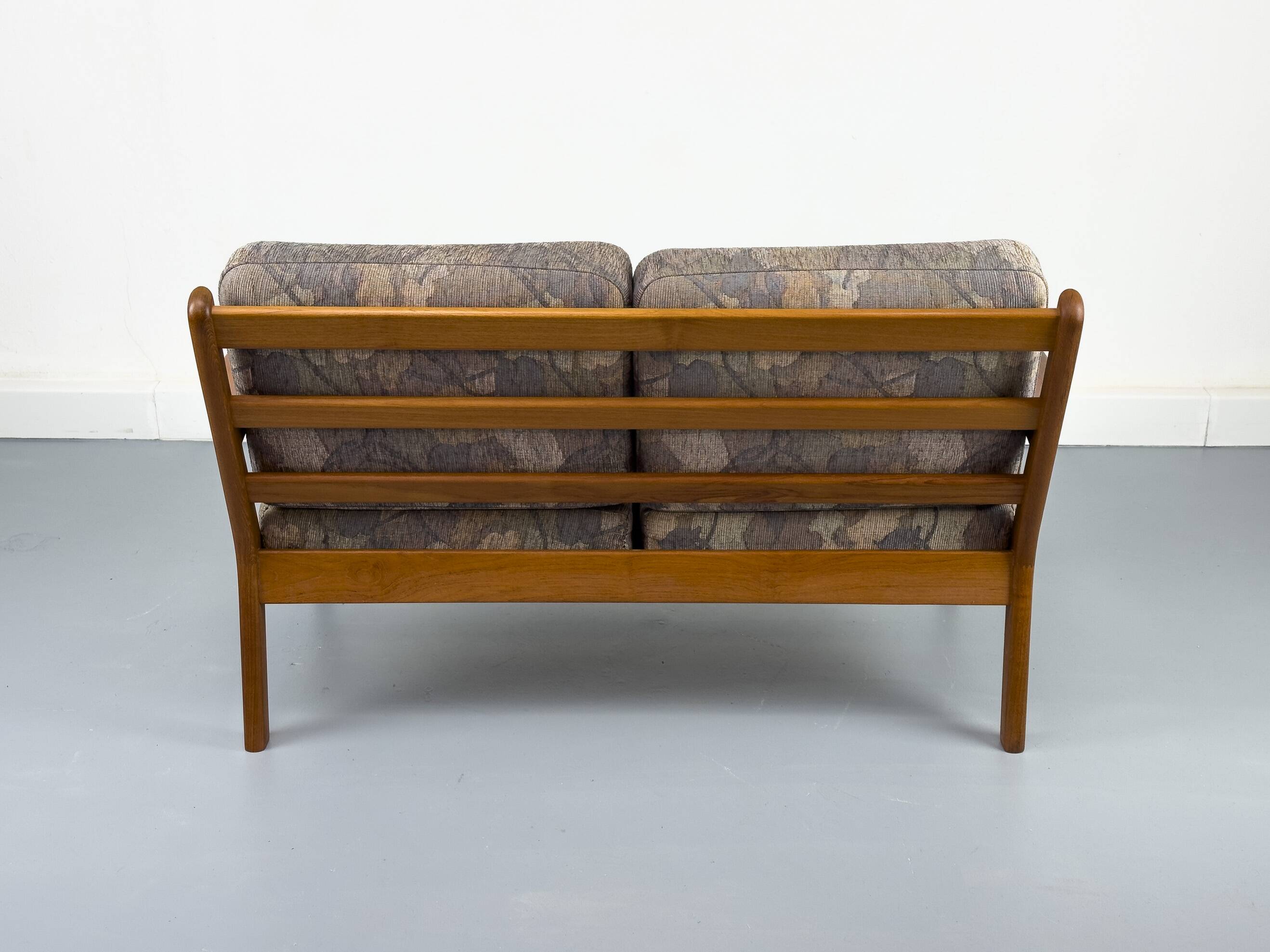 Canapé deux places vintage Senator en teck par L. Olsen, années 1970