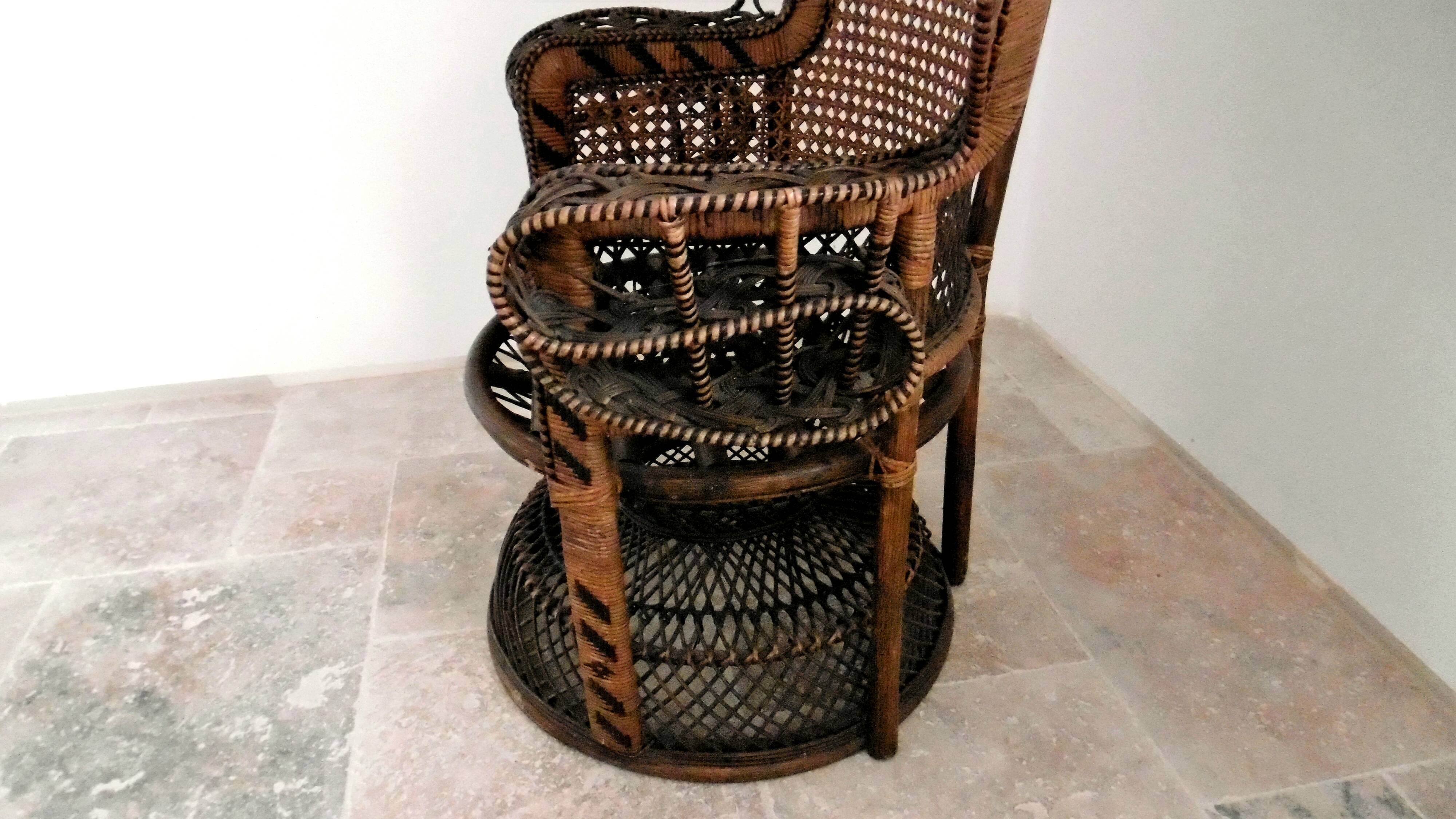 armchair Emmanuelle