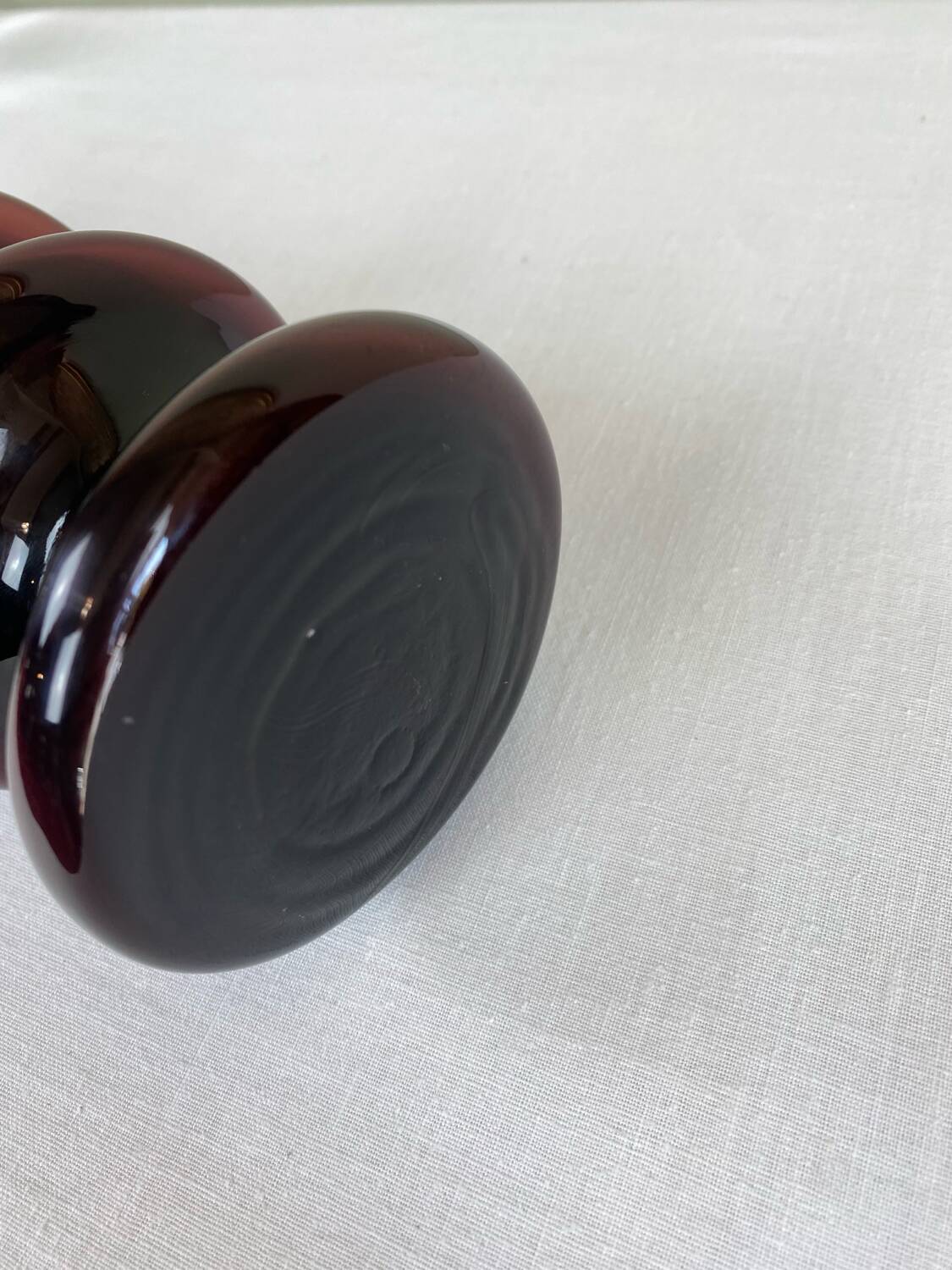 Vintage design glass vase