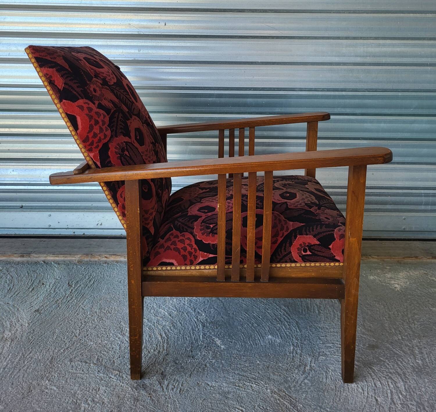 Authentic old vintage reclining relax armchair in very good condition