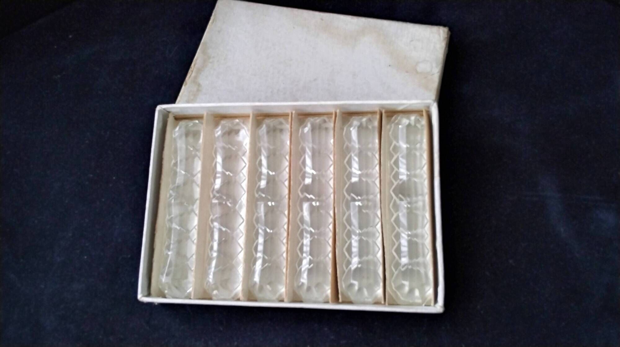 Box of 6 lead crystal knife rests