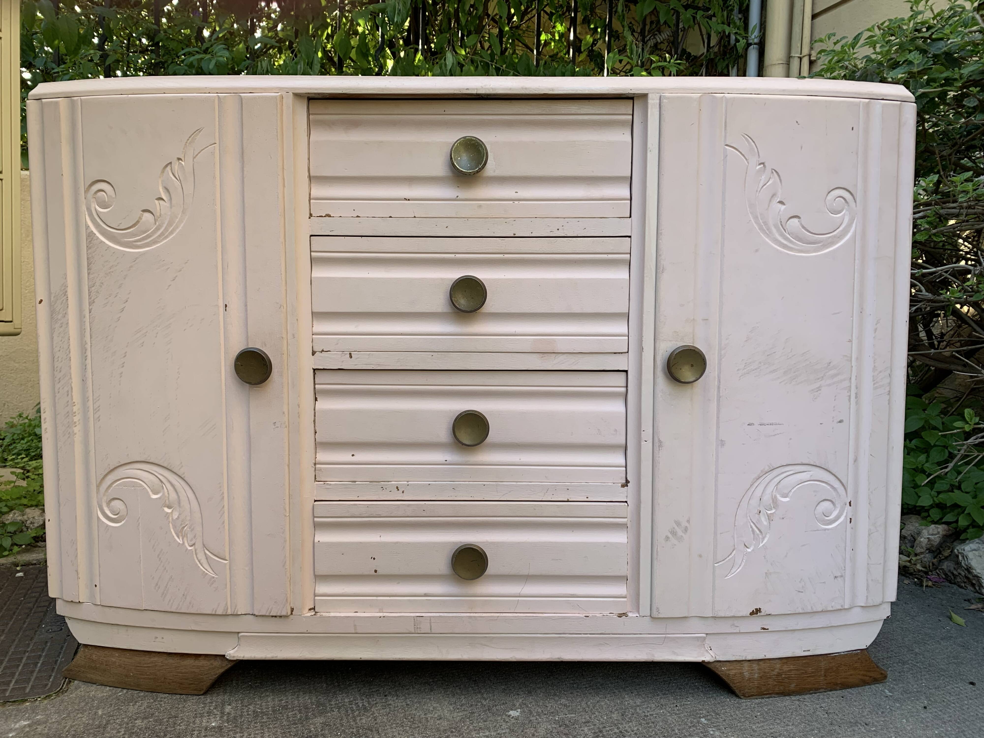 Art Deco chest of drawers