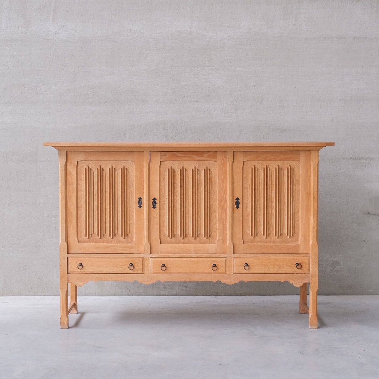 Sideboard