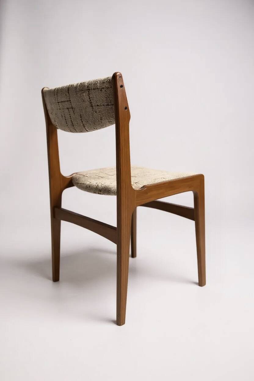 Set of 4 Scandinavian Erik Buch chairs from the 60s/70s