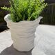 Cache pot blanchi