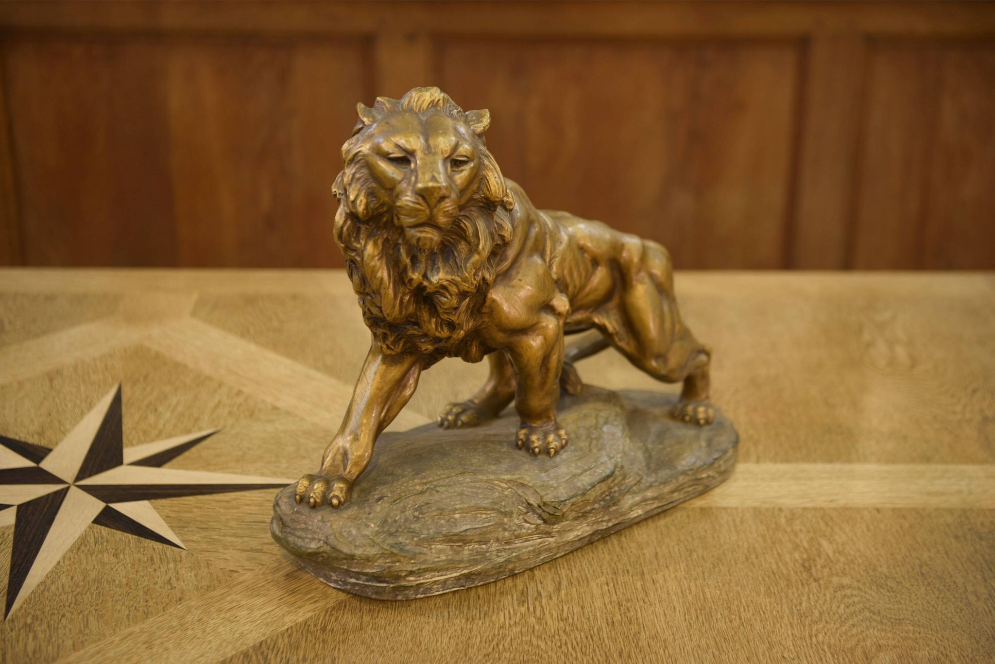 Sculpture of a lion in patinated terracotta by A. Fagotto, 1930s.