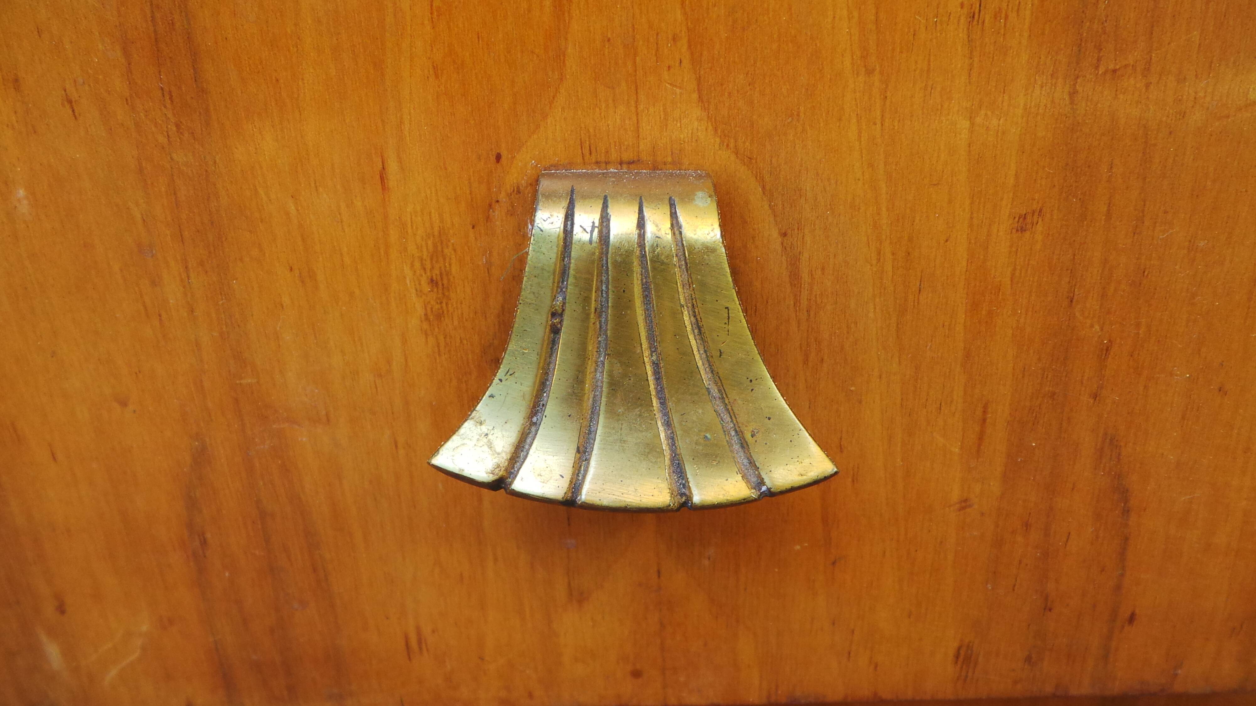 Rayonde vintage vinyl radio cabinet 30s