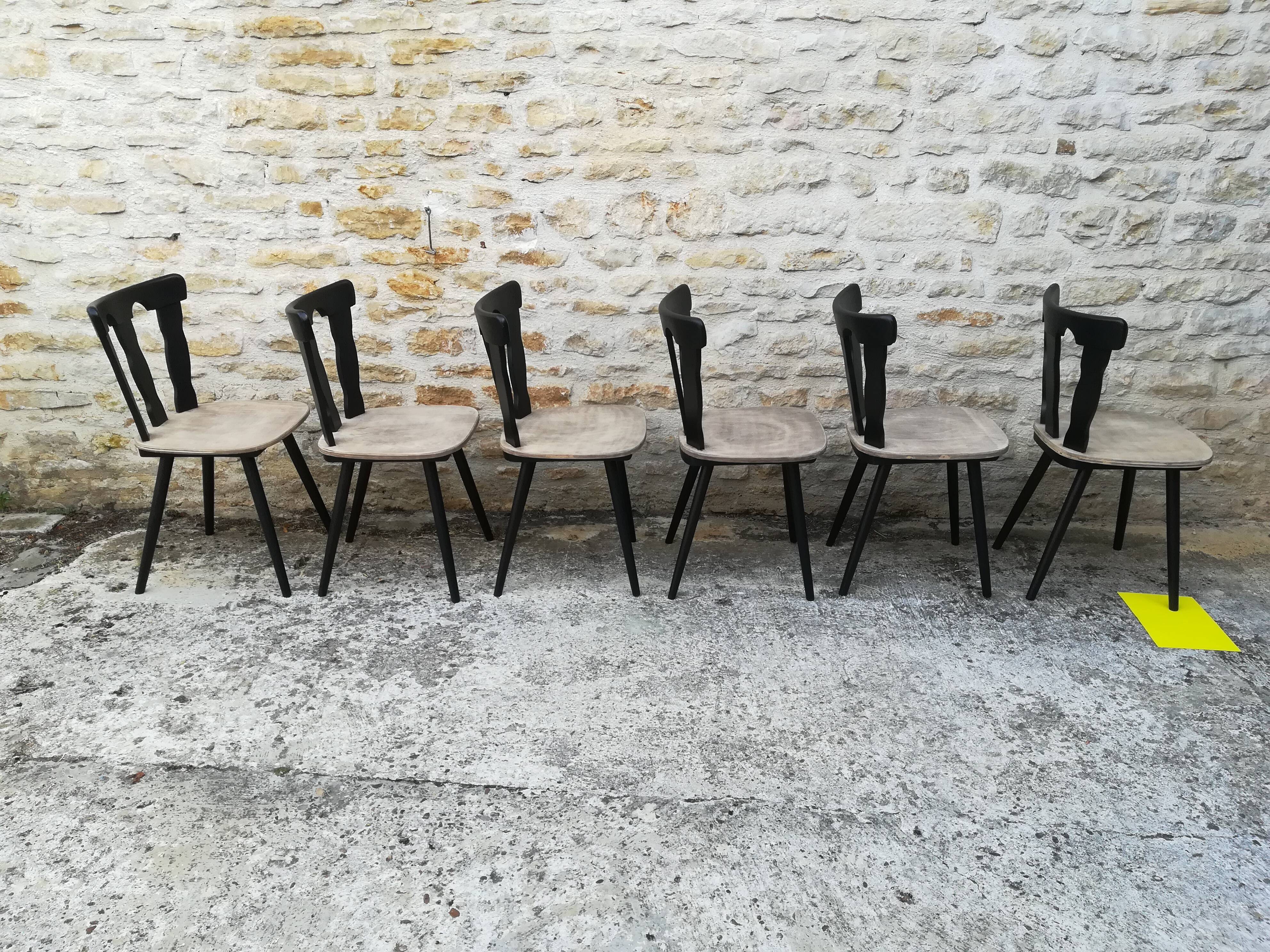 Lot of 12 bistro chairs