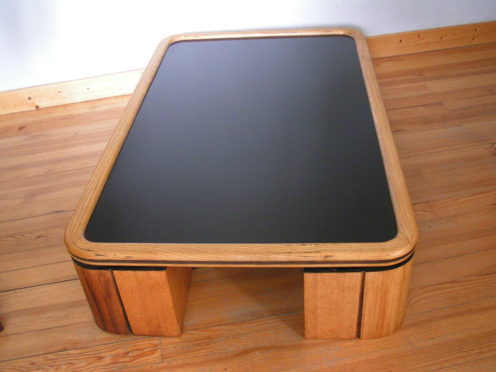 Coffee table 80s