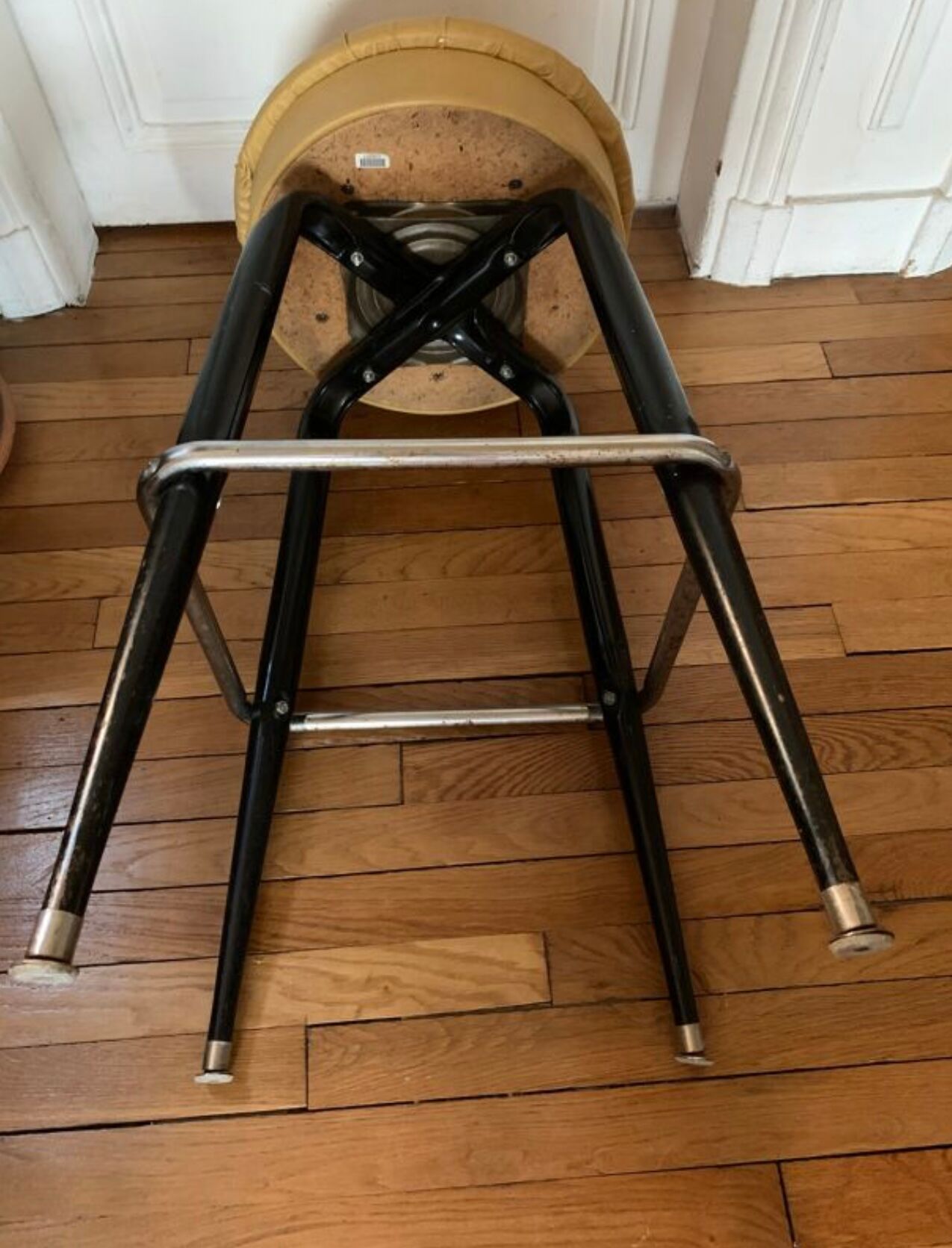 Set of two bar stools