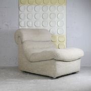 Chair "Space Age" in unbleached wool, France, circa 1970