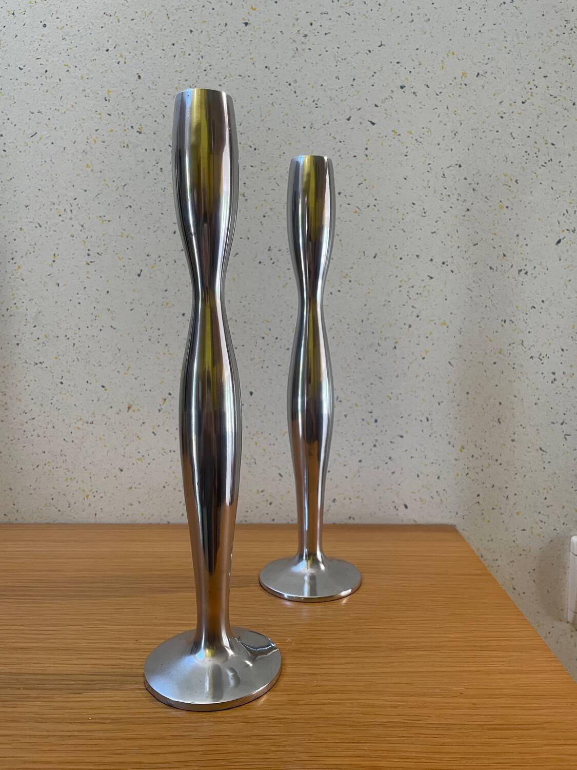 Scandinavian candle holders (set of 2)