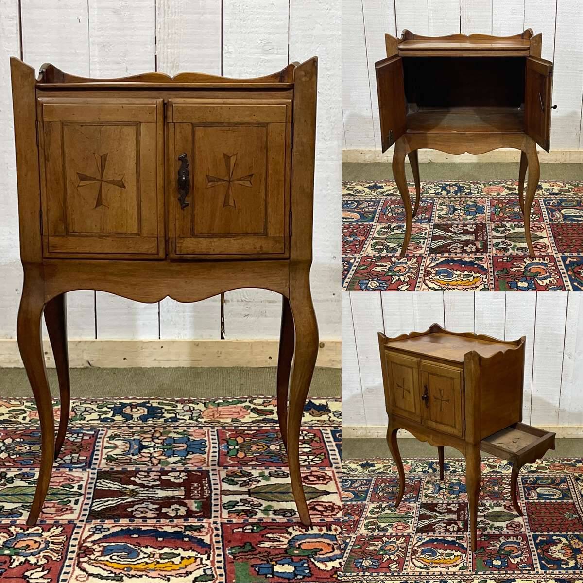 Louis XV walnut bedside table from the early 20th century