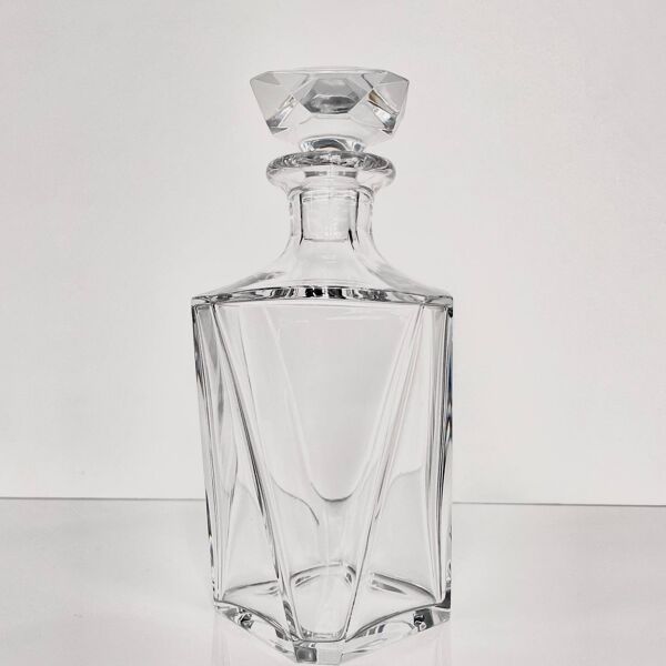 Carafe en Cristal Baccarat   Modèle Cognac Martell Cordon Bleu   Fin du XXe