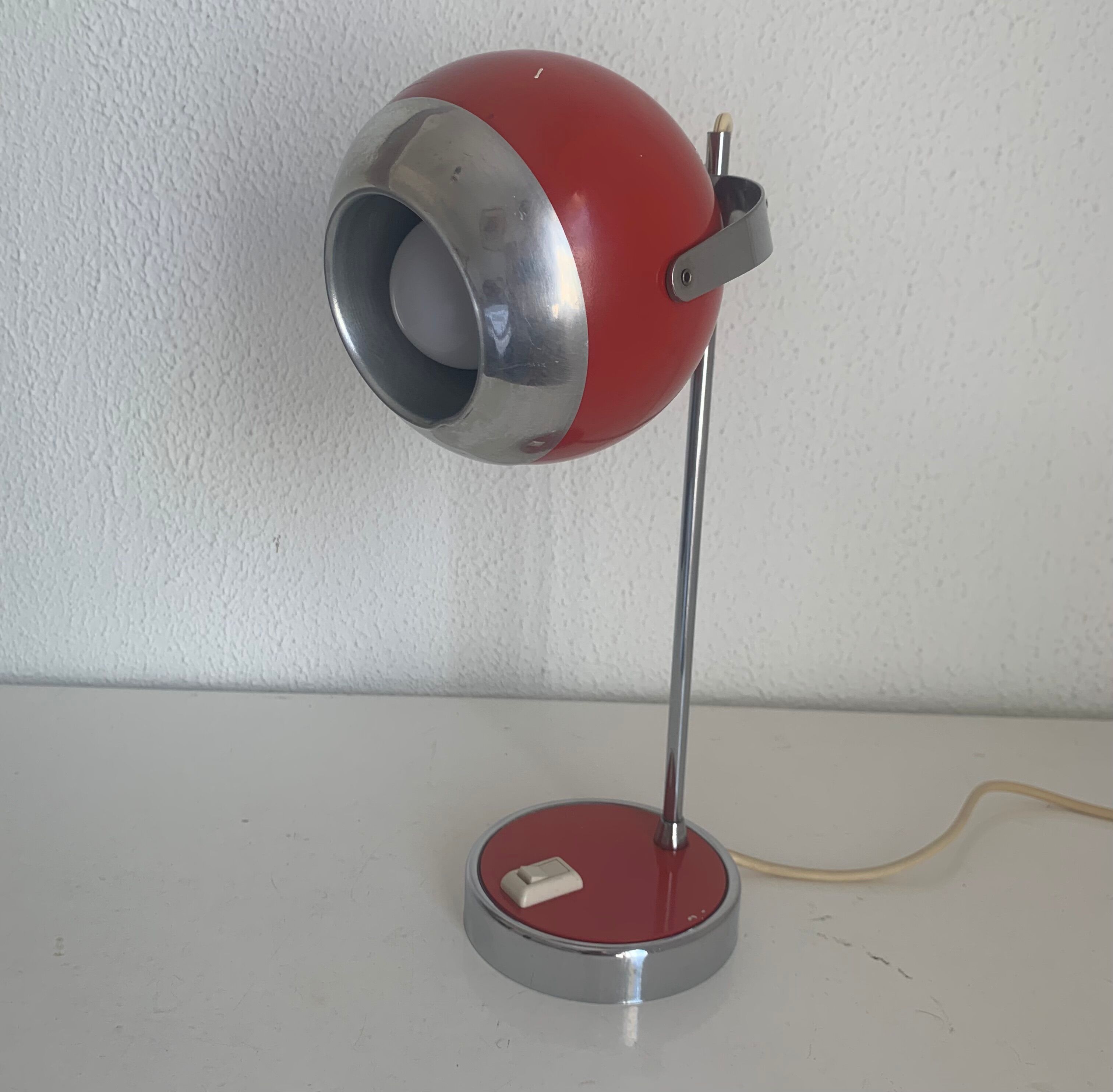 Vintage lamp 1960 eyeball desk currant