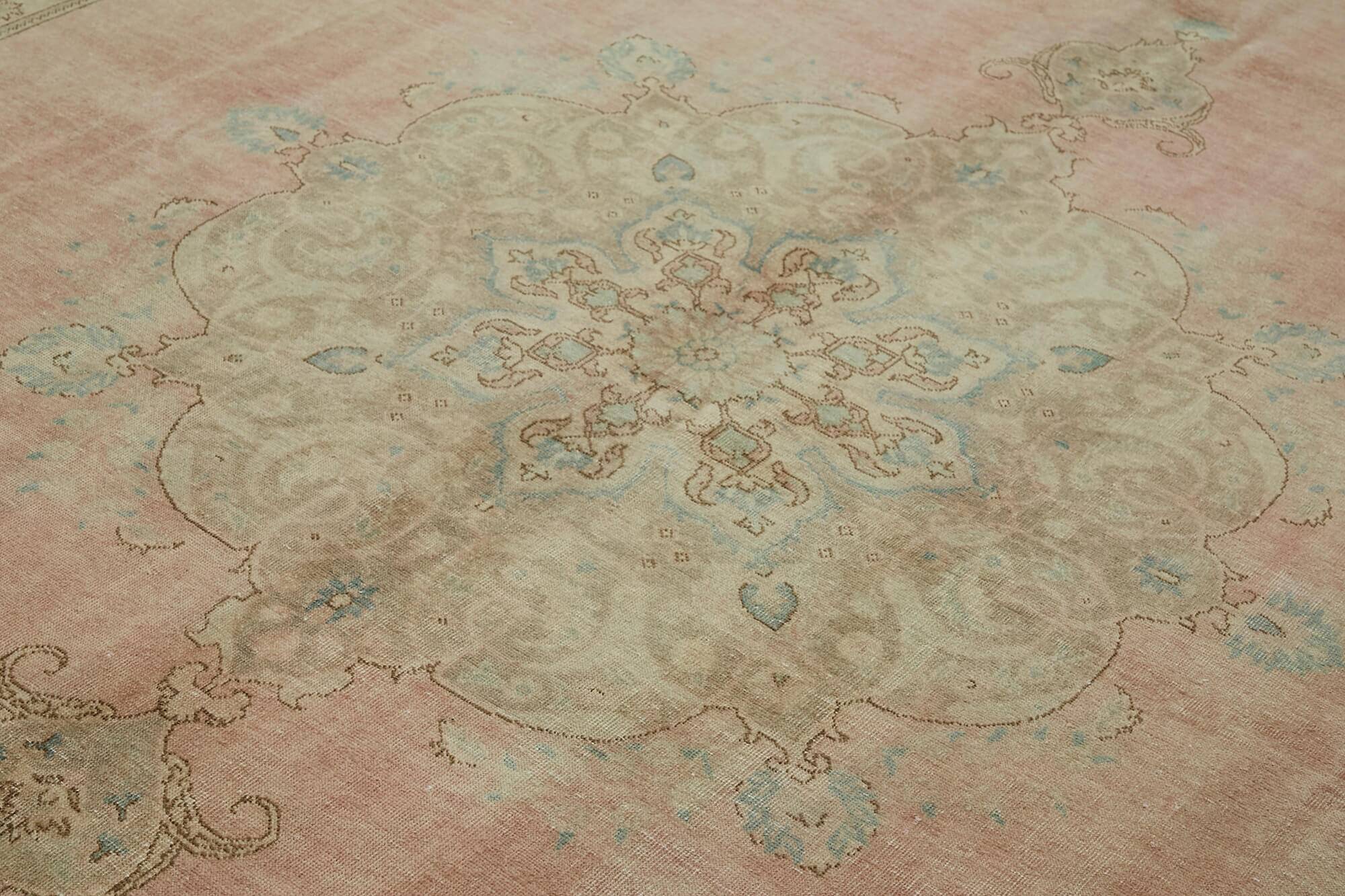 Handmade Turkish Contemporary 1980s 286 cm x 390 cm Beige Wool Carpet