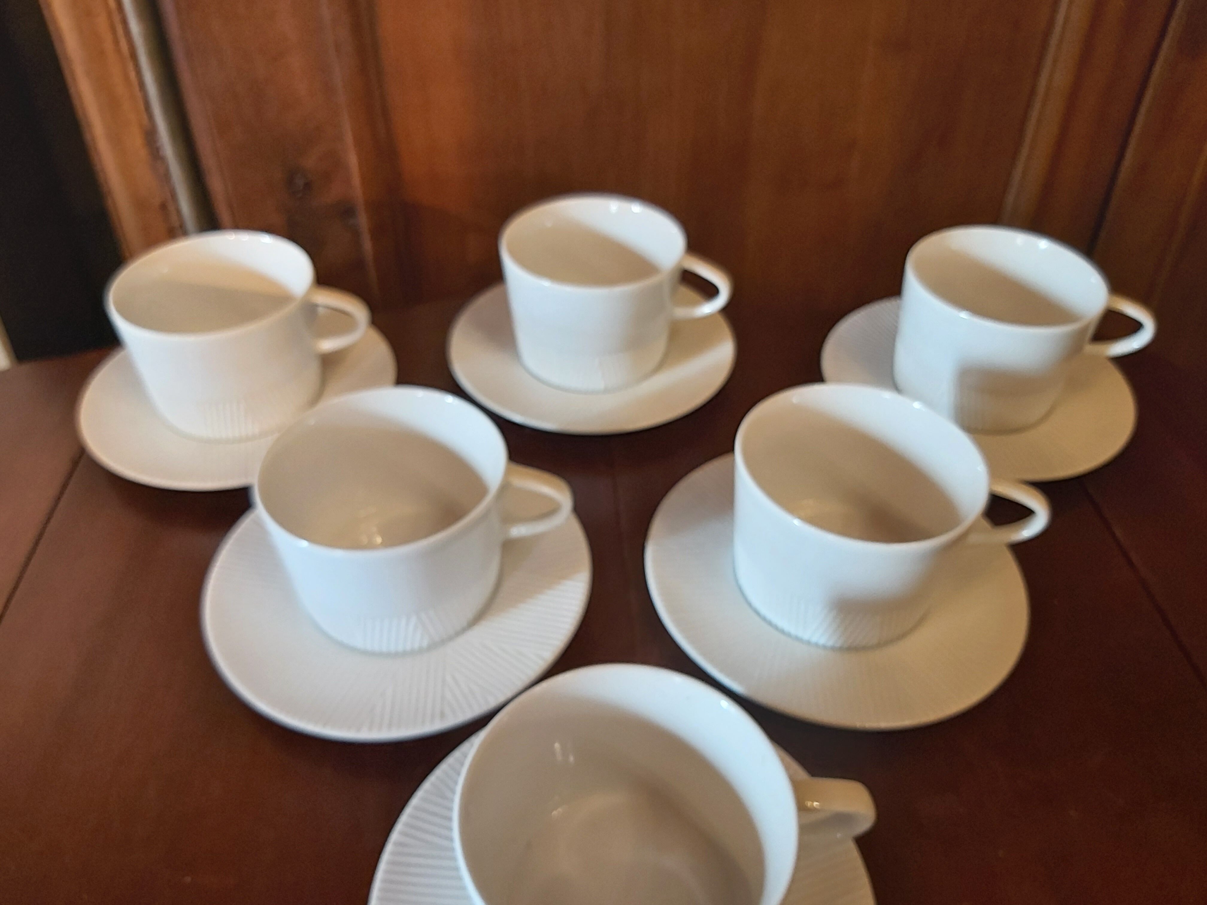 6 cups Geneviève Lethu Trait Blanc 2005