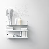 String Pocket shelf
